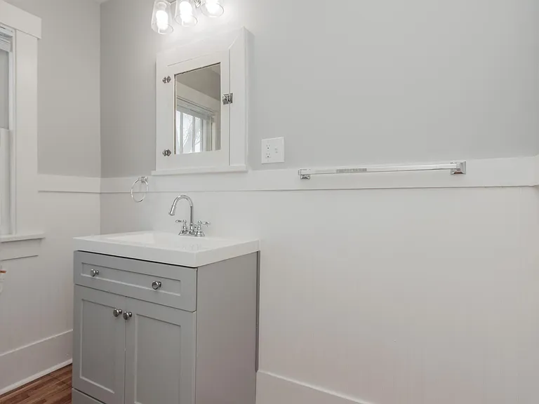 3026 Sewell St — Photo 21