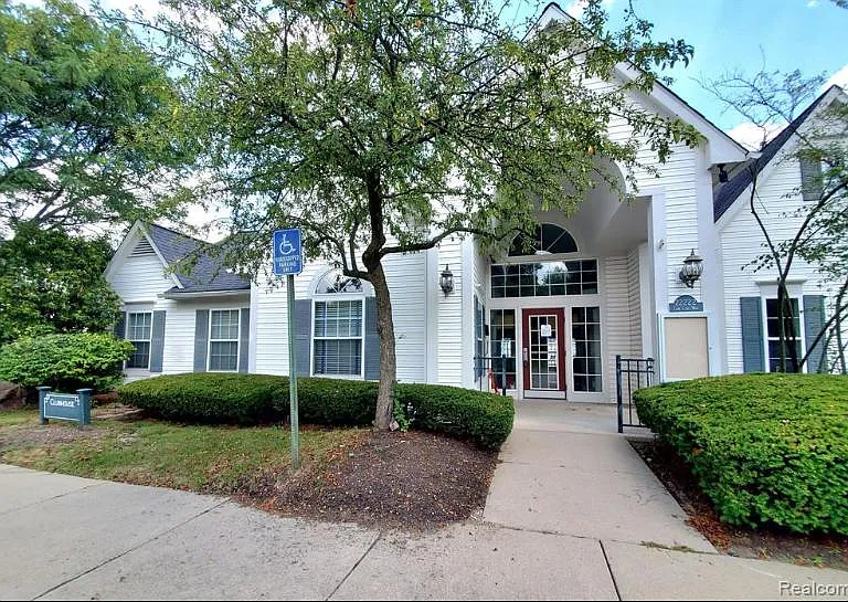 30346 Nantucket Dr #86 — Photo 22