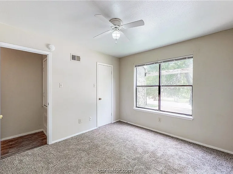 303 Manuel Dr #C — Photo 15