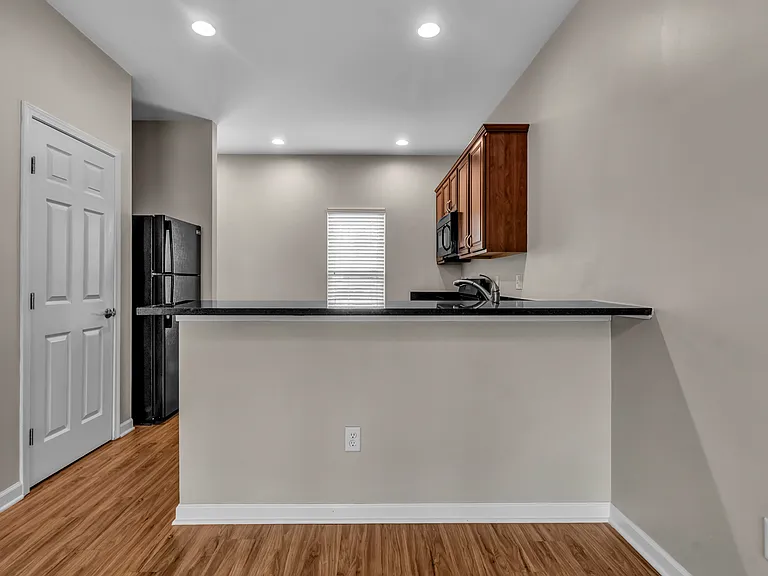 Maple Brooke Townhomes — Photo 5