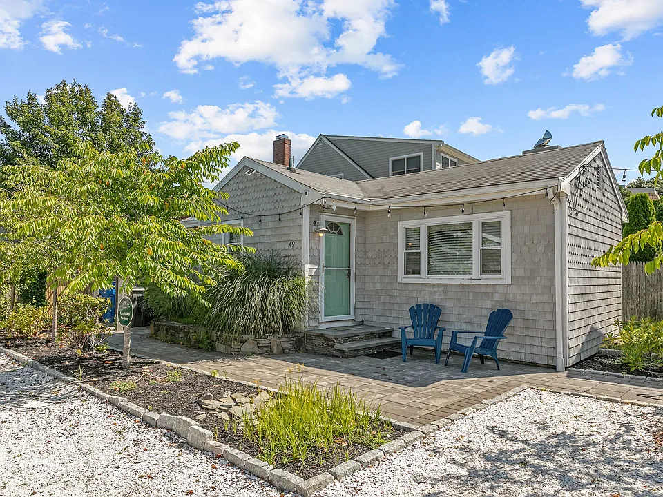 43 Ellery Ave #49