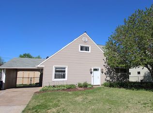 33 Nettletree Ln, Levittown, PA 19054