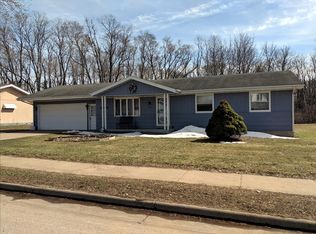 1519 Cameron St, Eau Claire, WI 54703