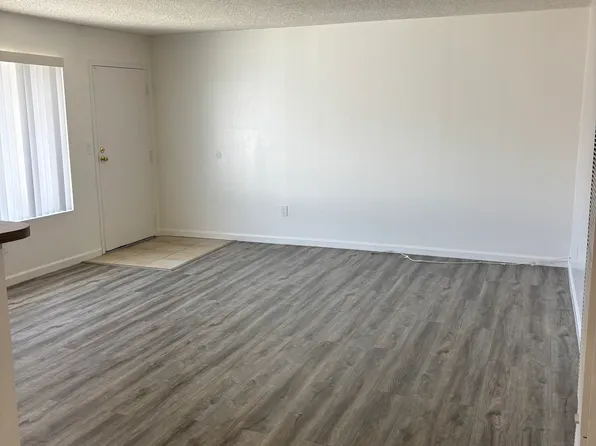 7207 Friends Ave #12, Whittier, CA 90602