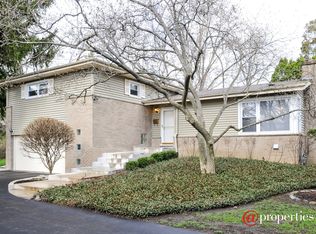 606 Indian Hill Rd, Deerfield, IL 60015