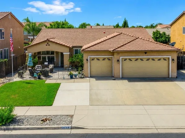 2678 Scott Ave, Clovis, CA 93611