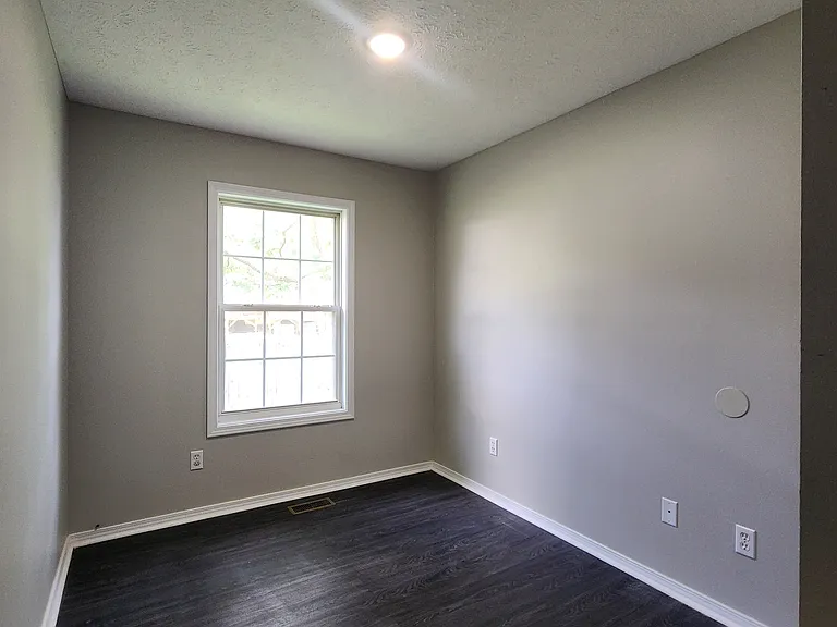 Bedroom #1