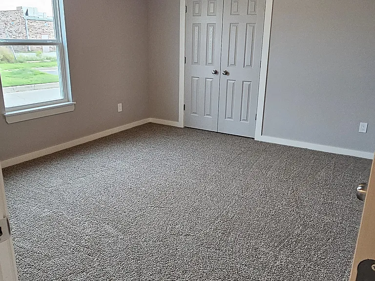 2361 N Thompkins Ave #504 — Photo 7