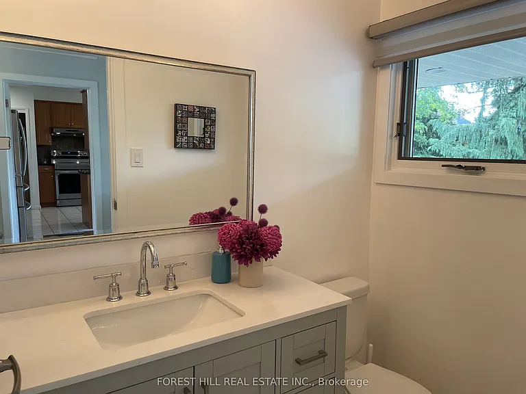505 Fanshawe Park Rd E — Photo 21