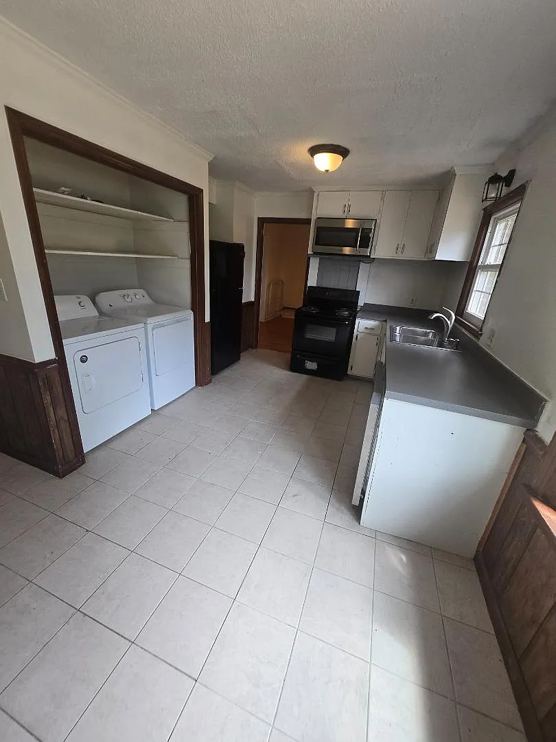 4240 Dean Ave — Photo 4