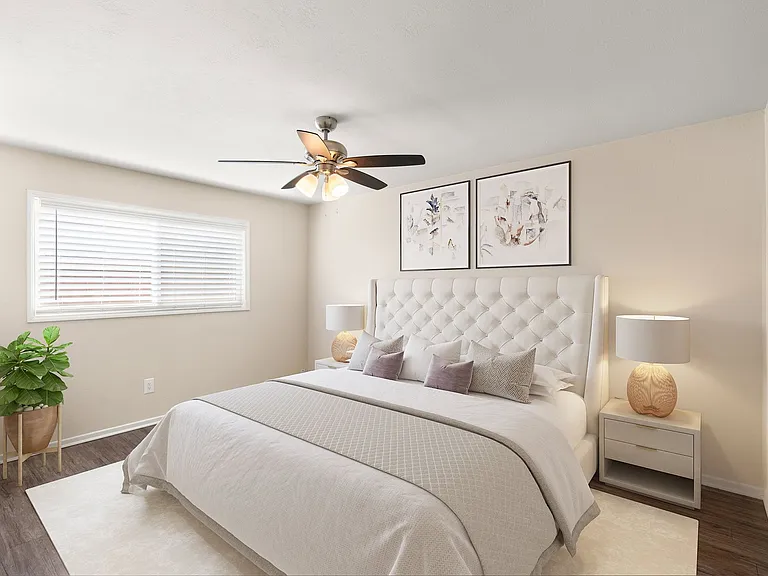 Melrose Manor Apartments - Riverside, CA — Photo 31