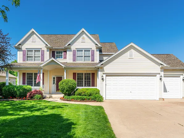 510 Fox Run Ln, Hampshire, IL 60140