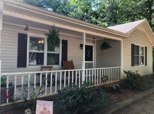 67 Oak Hill Dr NE, White, GA 30184