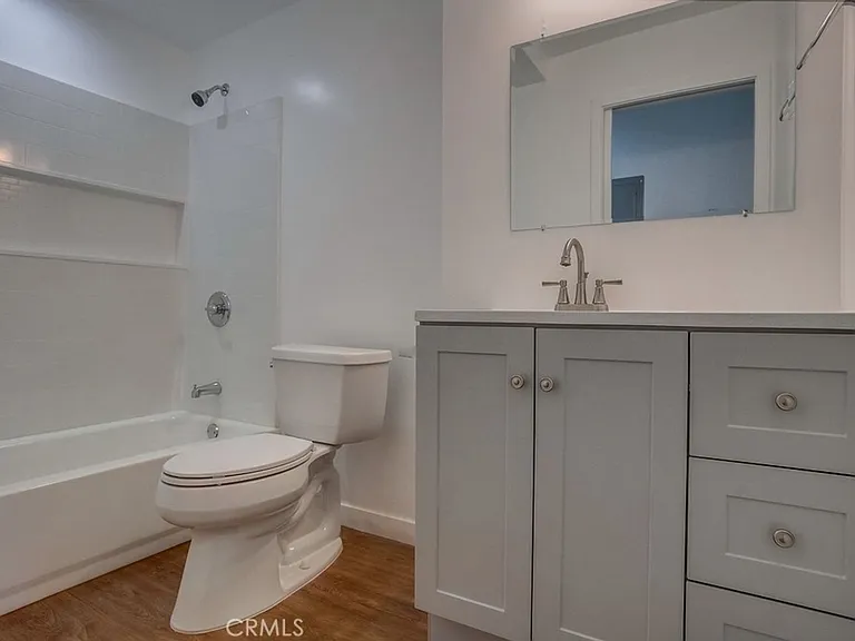 869 Glenway Dr — Photo 6