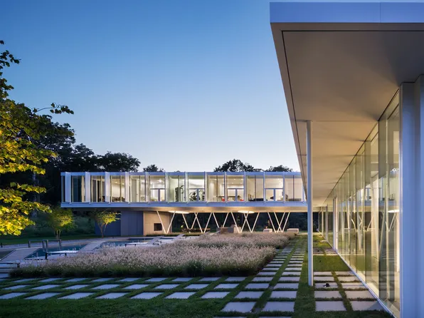 13 Terrys Trl, East Hampton, NY 11937