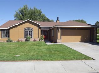 50 Timmerman Dr, Richland, WA 99352