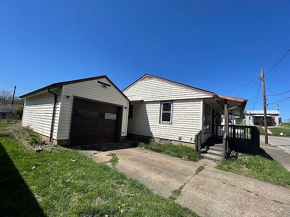 3rd image of 234 N Bridge St