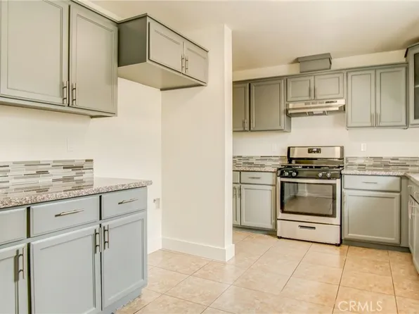 330 E 101st St, Los Angeles, CA 90003