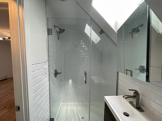 Rented by Compass | media 19