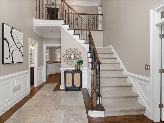 3rd image of 1731 Cutler Rdg SE