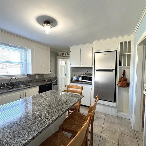 89 Wells St — Photo 3