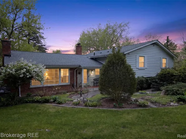 6311 Wellesley Ter, Clarkston, MI 48346