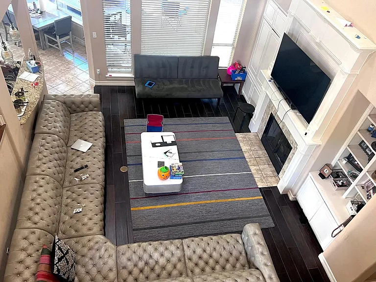 10905 Roy Butler Dr — Photo 10