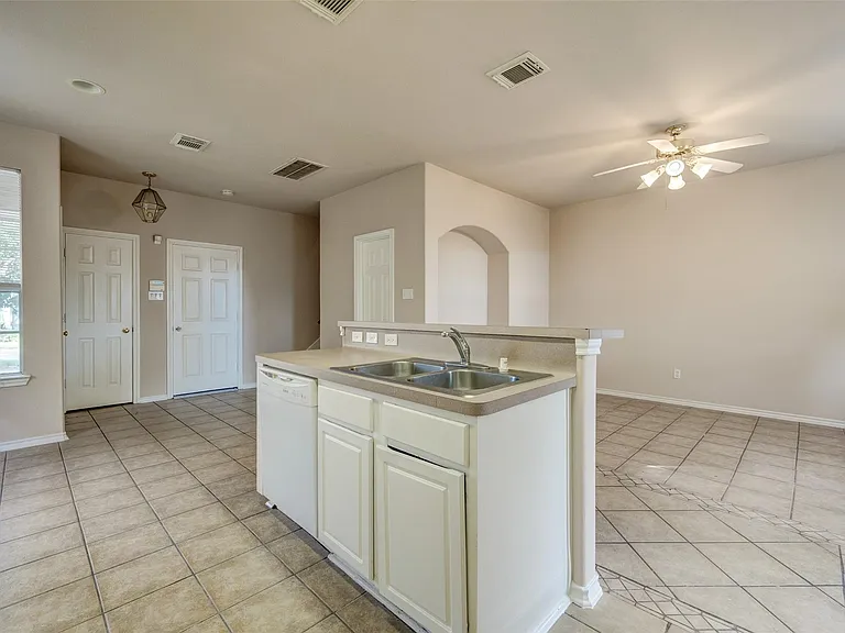 16535 Cairngrove Ln — Photo 9