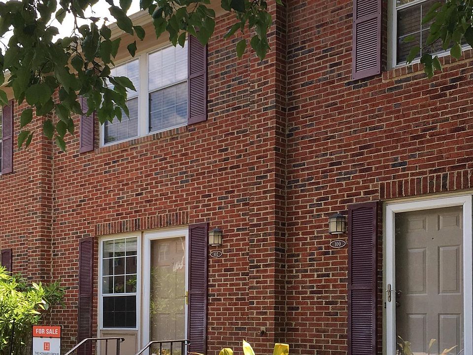 1st image of 102 Friar Ln