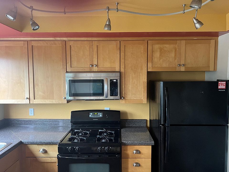2nd image of 1031 Dunes St APT E