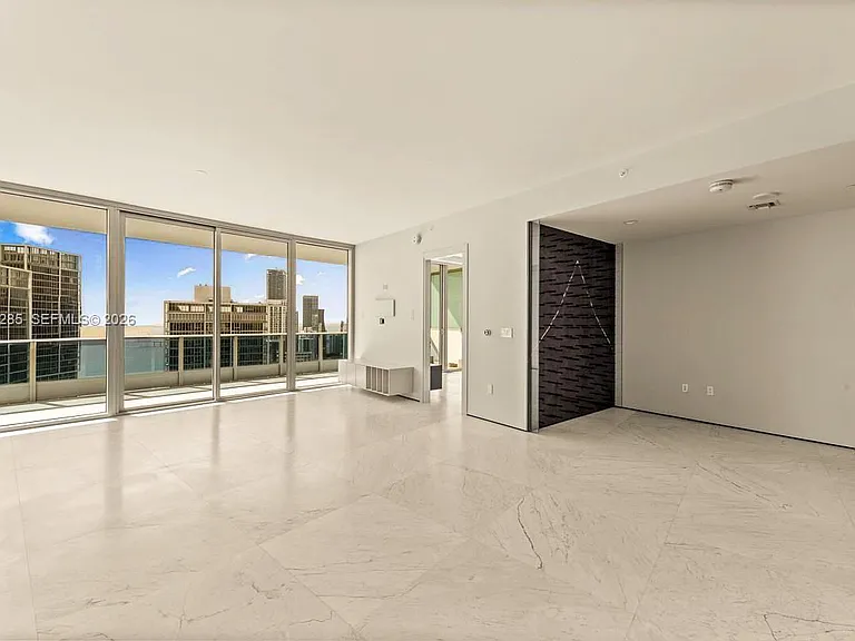 200 Biscayne Boulevard Way #5104 — Photo 5
