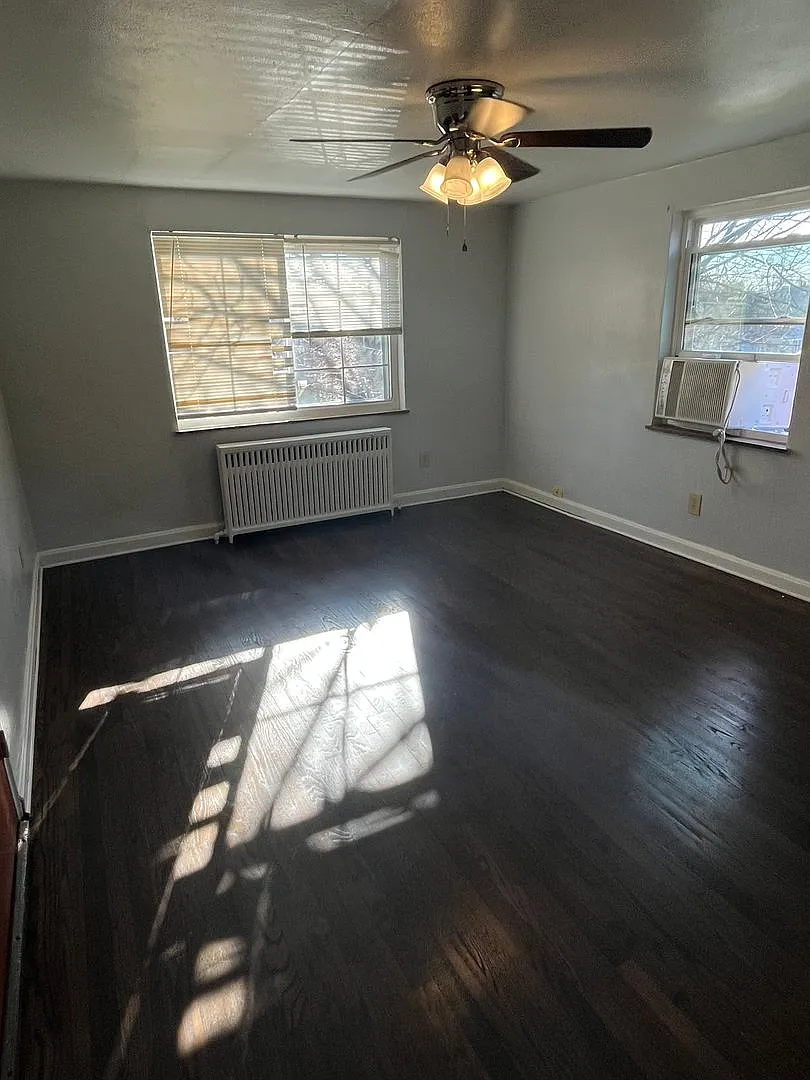 4330 Oakwood Ave — Photo 3