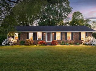 2717 Garrett Dr, Bowling Green, KY 42104