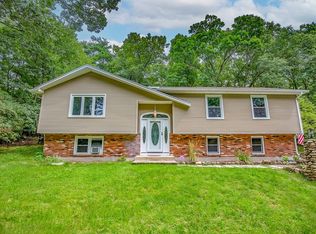 89 Main St, Hampden, MA 01036