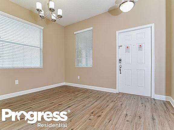 5th image of 9916 Pecan Hickory Way