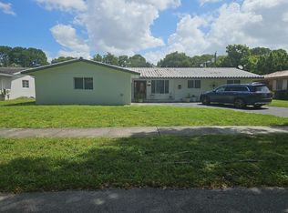 14371 Lake Crescent Pl, Miami Lakes, FL 33014
