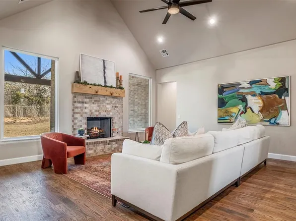 1898 Shaylee Ln, Choctaw, OK 73020