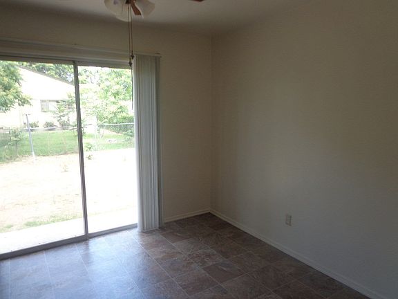 5th image of 25857 Cornell St APT A