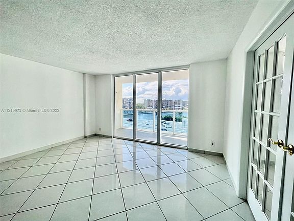 4th image of 3800 S Ocean Dr APT 601