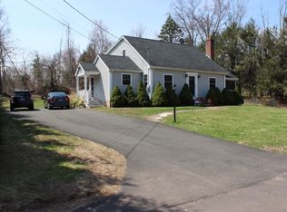 40 Amos St, Hamden, CT 06518