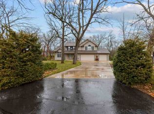 2654 Westmoor Rd, Oshkosh, WI 54904