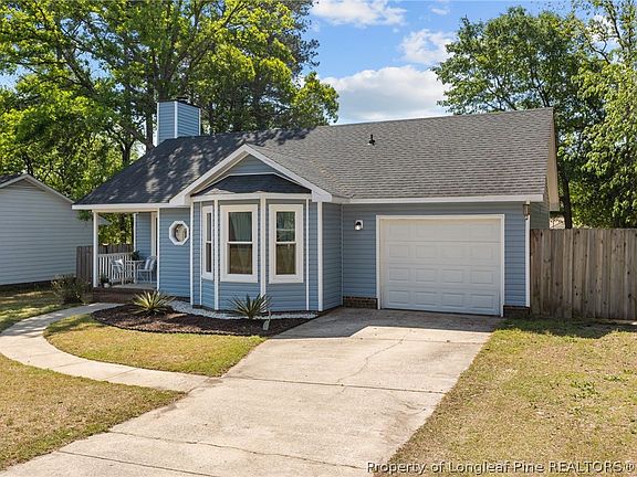 3rd image of 4521 Park Knoll Ln