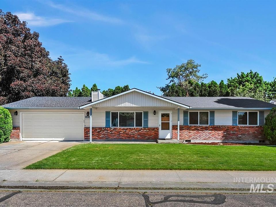 1st image of 580 E Amanita St