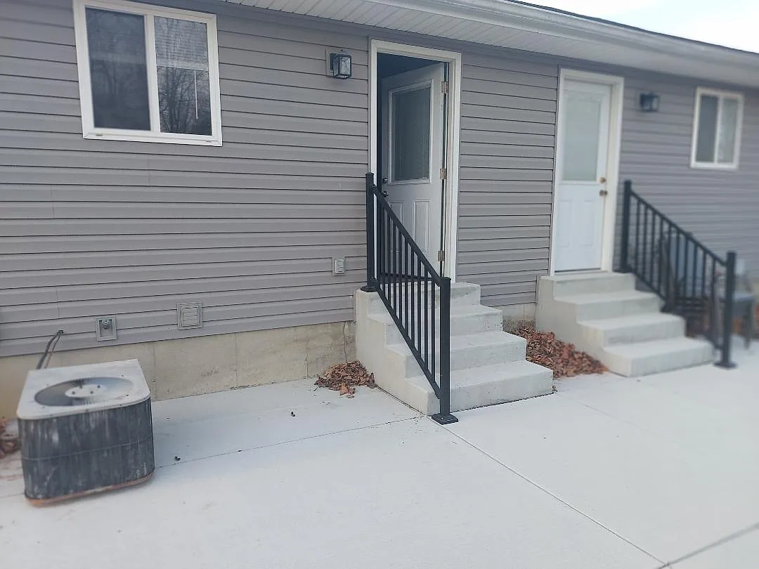 Building Photo - 2018 Lonedell Rd #2018