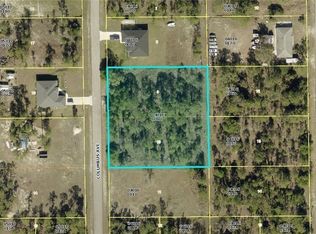 906 Columbus Ave, Lehigh Acres, FL 33972