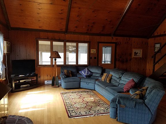 5th image of 226 N Shore Pl