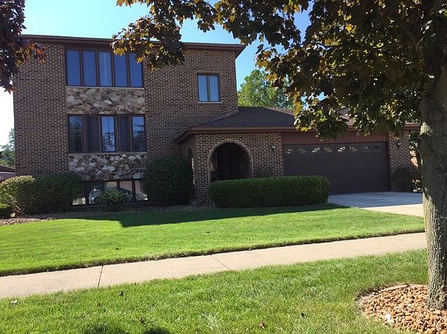 1st image of 11130 S Helena Dr