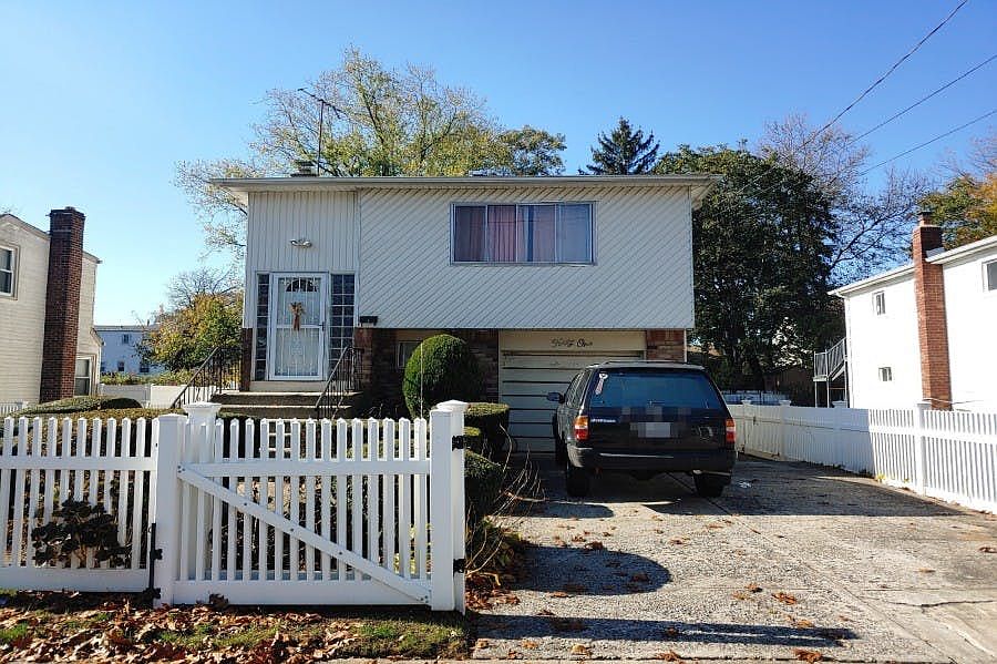1st image of 41 Delisle Ave
