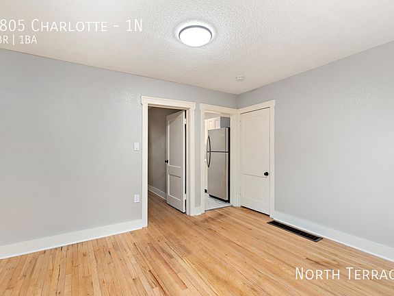 5th image of 2805 Charlotte St APT 1N