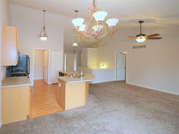 4th image of 1416 Duncan Dr